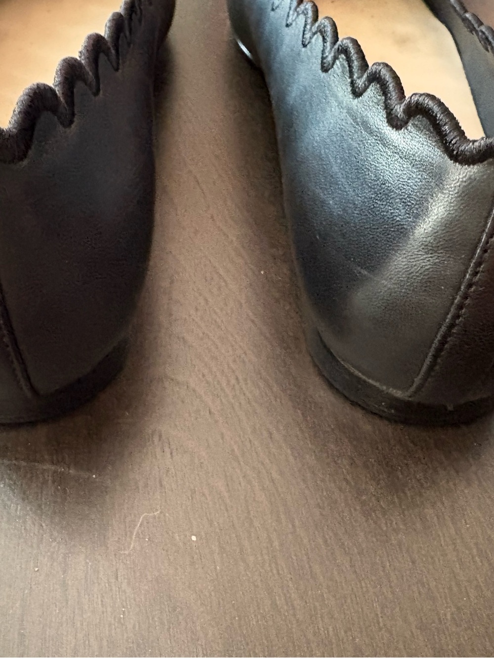 DKNY Black Scalloped Leather Ballet Flats - Picture 6 of 7